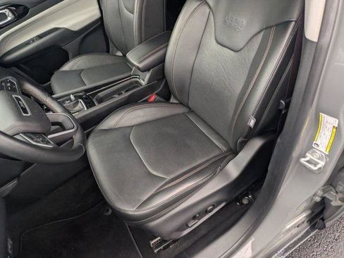 Certified 2022 Jeep Compass Limited image 16