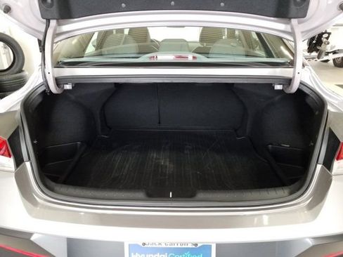 Certified 2025 Hyundai Elantra SEL w/ Cargo Package image 14