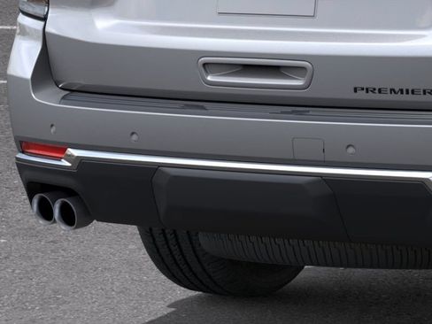 New 2026 Chevrolet Suburban Premier AWD/4WD image 15