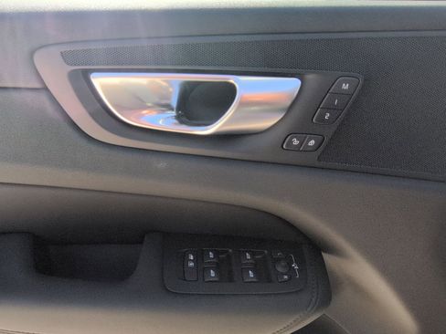 New 2026 Volvo XC60 B5 Plus w/ Protection Package Premier image 15