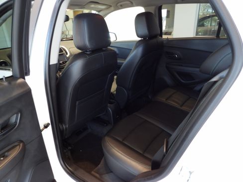 Used 2015 Chevrolet Trax LTZ w/ LPO, Protection Package AWD/4WD image 17