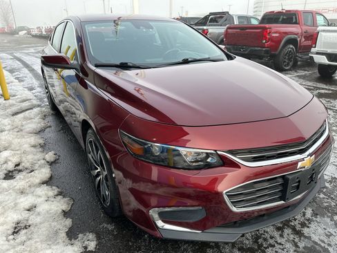 Used 2016 Chevrolet Malibu LT image 3