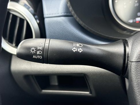 Certified 2025 Nissan Versa SV w/ Trunk Package image 15