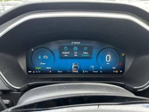 New 2024 Ford Escape SE w/ PHEV Premium Package FWD image 13