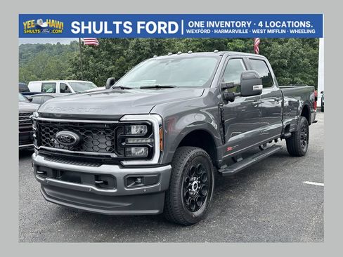 New 2026 Ford F350 Lariat w/ Black Appearance Package AWD/4WD image 1