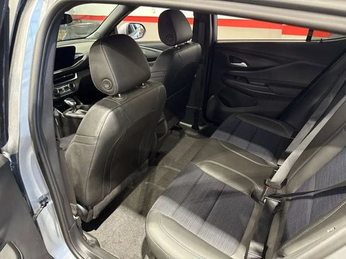 Used 2025 Buick Envista Preferred FWD image 56