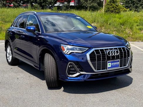 Used 2025 Audi Q3 2.0T Premium w/ Convenience Package AWD/4WD image 8