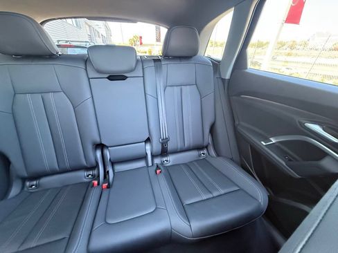 Used 2025 Audi Q5 Premium w/ Convenience Package AWD/4WD image 15