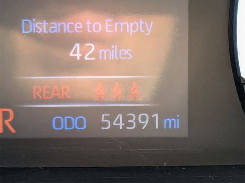 Used 2019 Toyota RAV4 XLE Premium image 31