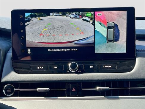 New 2025 Mitsubishi Outlander SE image 14