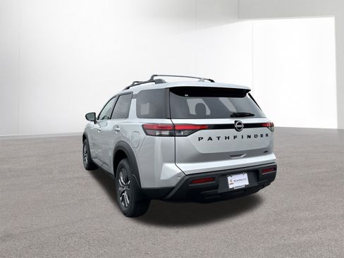 New 2025 Nissan Pathfinder SV w/ Black Appearance Package image 30