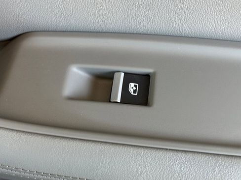 Used 2023 Audi Q7 3.0T Premium Plus image 21