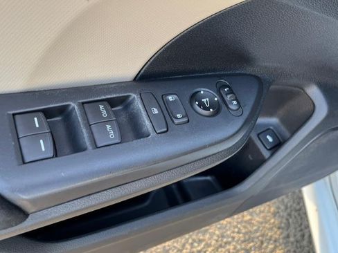 Used 2018 Honda Civic LX image 11
