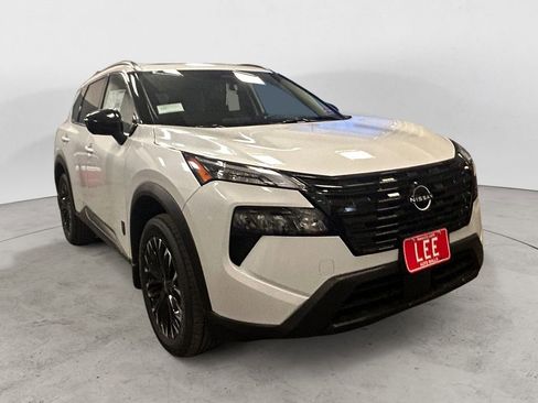 New 2026 Nissan Rogue SV AWD/4WD image 7