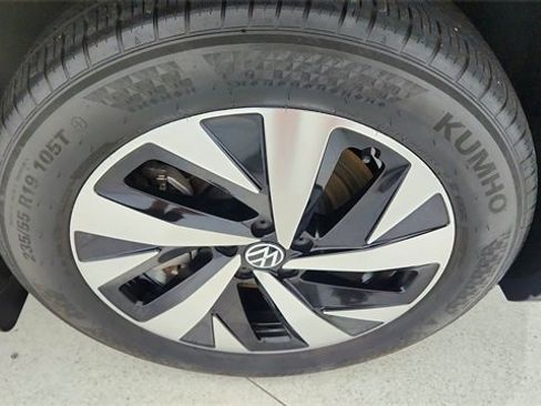 Used 2023 Volkswagen ID.4 Pro image 52