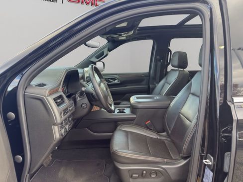 Used 2021 Chevrolet Tahoe High Country w/ Premium Package image 11