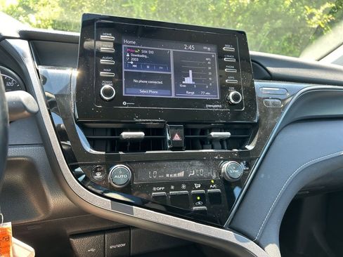 Used 2023 Toyota Camry SE image 25