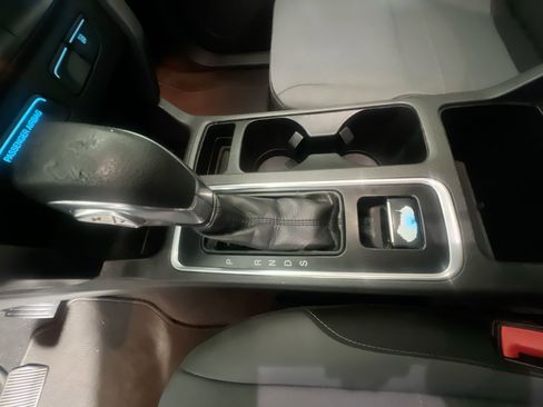 Used 2019 Ford Escape S image 25