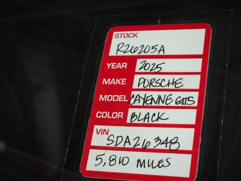 Used 2025 Porsche Cayenne GTS AWD/4WD image 44