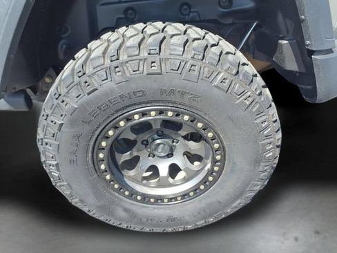 Used 2021 Jeep Wrangler Unlimited Rubicon AWD/4WD image 14