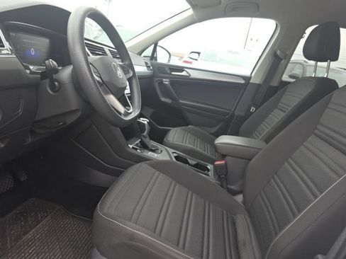 Used 2022 Volkswagen Tiguan S FWD image 8