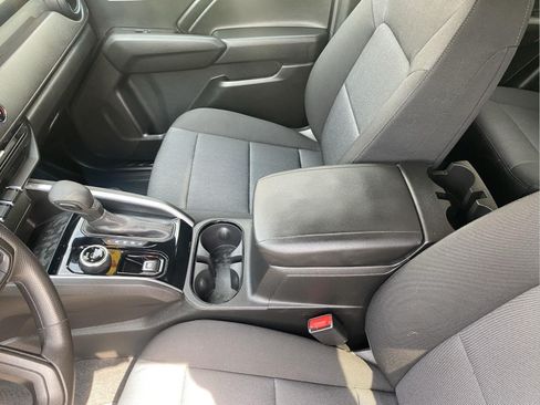 Used 2024 Chevrolet Colorado Trail Boss w/ Advanced Trailering Package AWD/4WD image 16