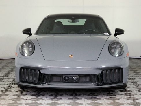 Used 2025 Porsche 911 Carrera GTS image 10
