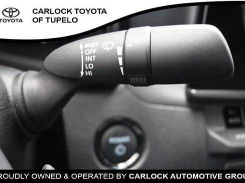 Used 2025 Toyota Camry SE w/ Convenience Package FWD image 20