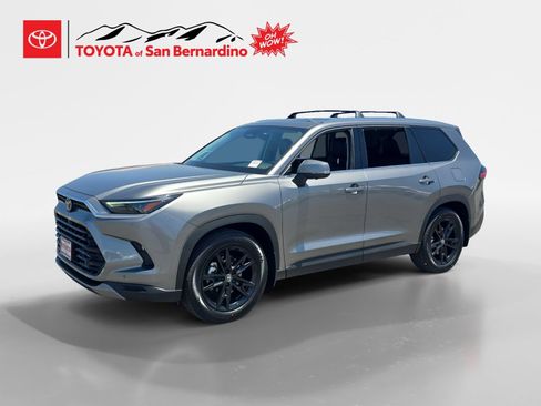 New 2026 Toyota Grand Highlander AWD image 1
