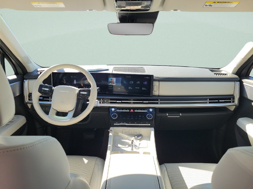 Certified 2025 Hyundai Santa Fe SEL FWD image 11