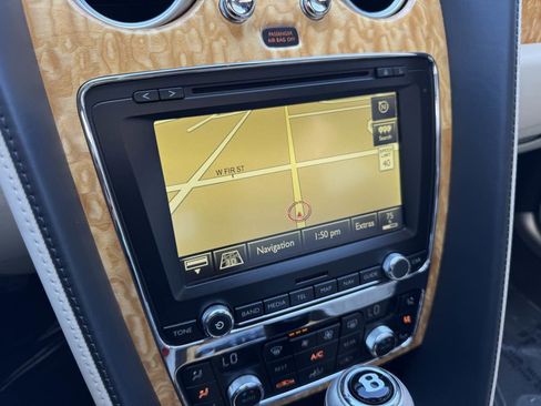 Used 2016 Bentley Flying Spur W12 AWD/4WD image 28