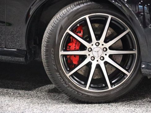Used 2017 Mercedes-Benz GLE 63 AMG 4MATIC image 4