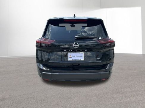 New 2026 Nissan Rogue S image 6