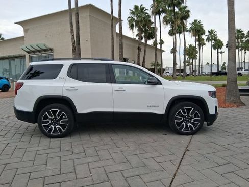 Used 2021 GMC Acadia SLE w/ Driver Convenience Package FWD image 4