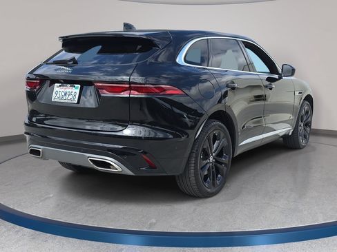 Used 2025 Jaguar F-PACE R-Dynamic S AWD/4WD image 6