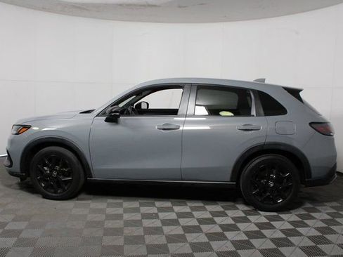Used 2023 Honda HR-V Sport image 4