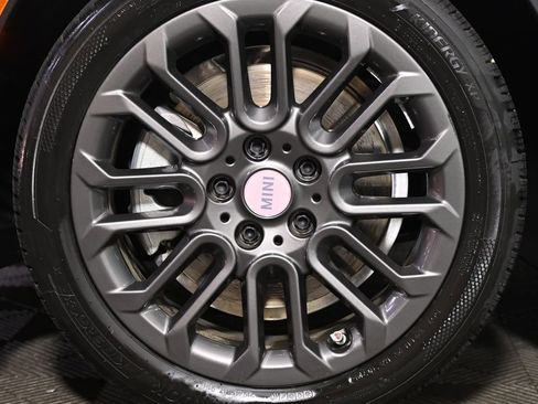 Certified 2025 MINI Cooper S FWD image 27