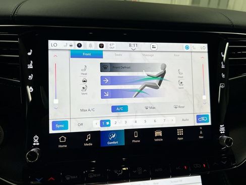 New 2026 Jeep Grand Wagoneer Summit AWD/4WD image 17