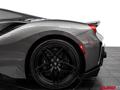 Used 2019 Ferrari 488 Pista Spider RWD image 26