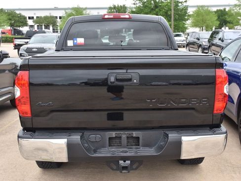 Used 2021 Toyota Tundra SR5 w/ SR5 Leather Package image 7