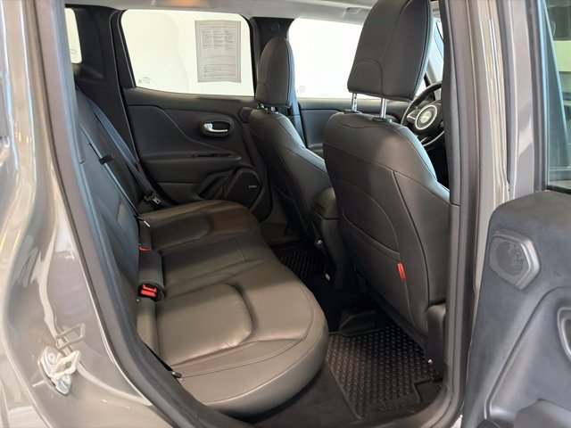 Used 2021 Jeep Renegade Trailhawk w/ Sun & Sound Group AWD/4WD image 39