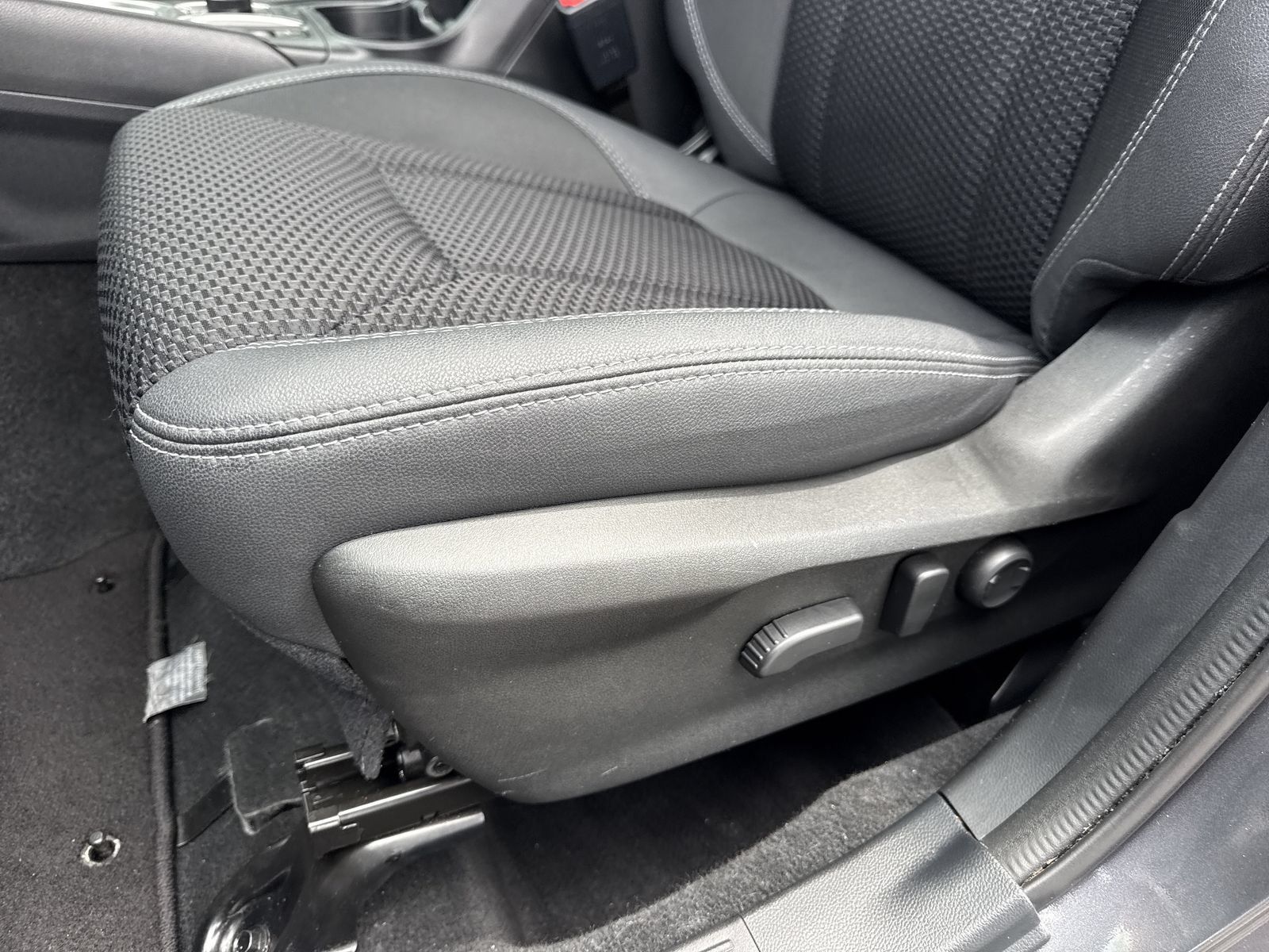 Used 2021 Subaru Forester Premium AWD/4WD image 18