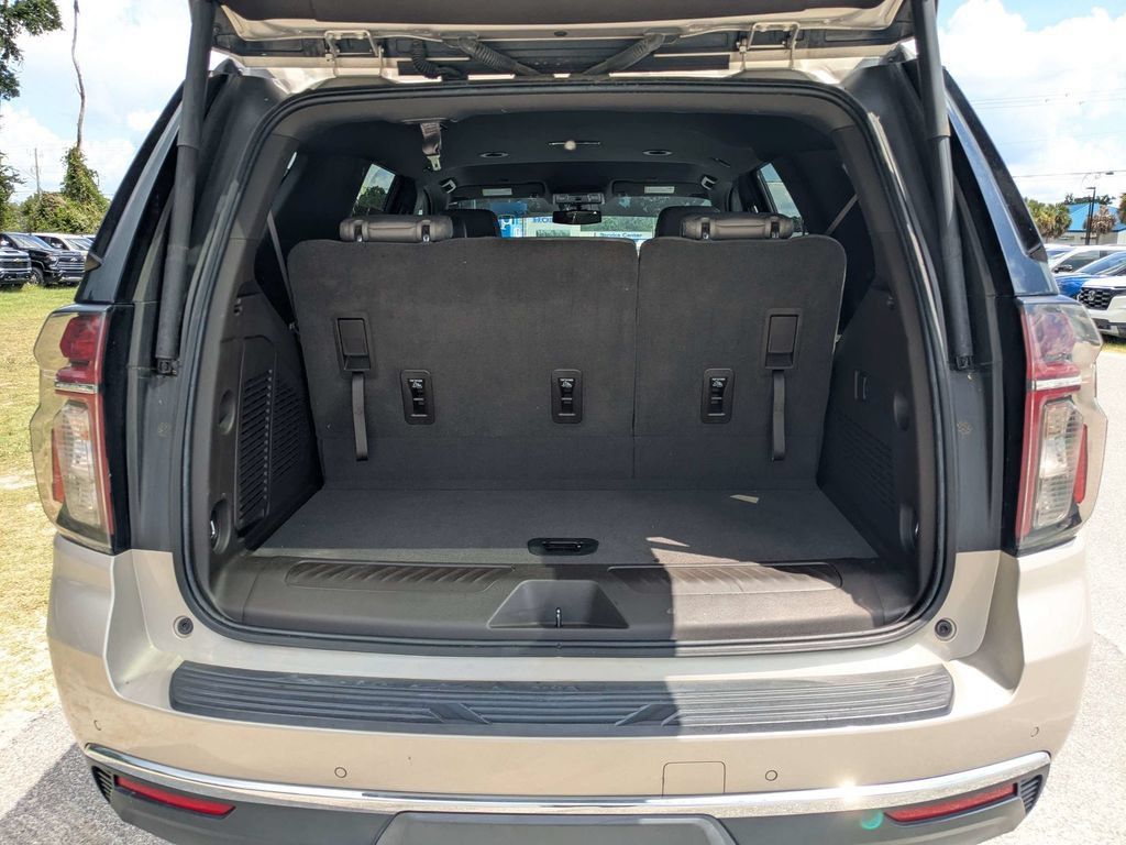 Used 2021 Chevrolet Tahoe LT RWD image 12