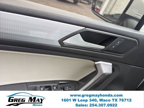 Used 2022 Volkswagen Tiguan S FWD image 9