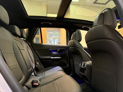 Certified 2025 Mercedes-Benz GLC 300 image 20