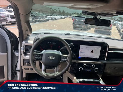 Used 2025 Ford F250 Platinum w/ Platinum Plus Package AWD/4WD image 28