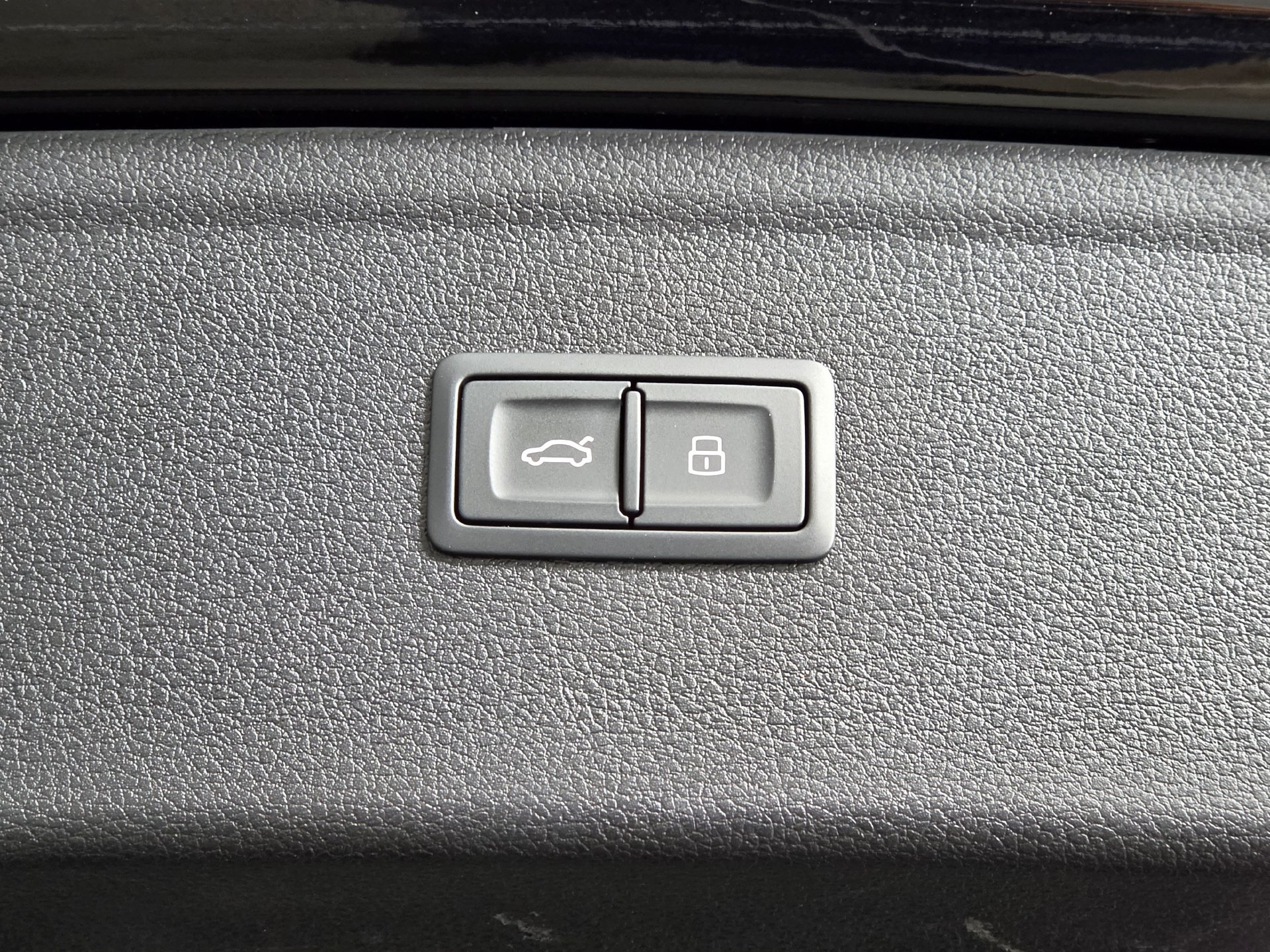 Used 2024 Audi Q5 2.0T Premium AWD/4WD image 51