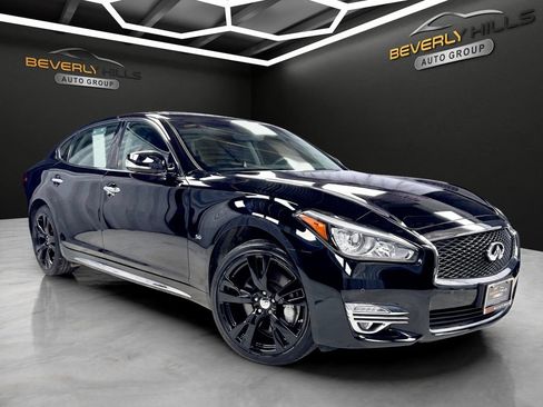 Used 2019 INFINITI Q70 L 5.6 AWD/4WD image 7