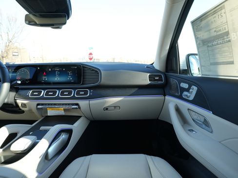 New 2026 Mercedes-Benz GLE 450 4MATIC image 26