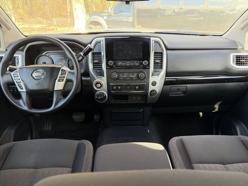 Used 2021 Nissan Titan SV w/ Off Road Protection Package image 10